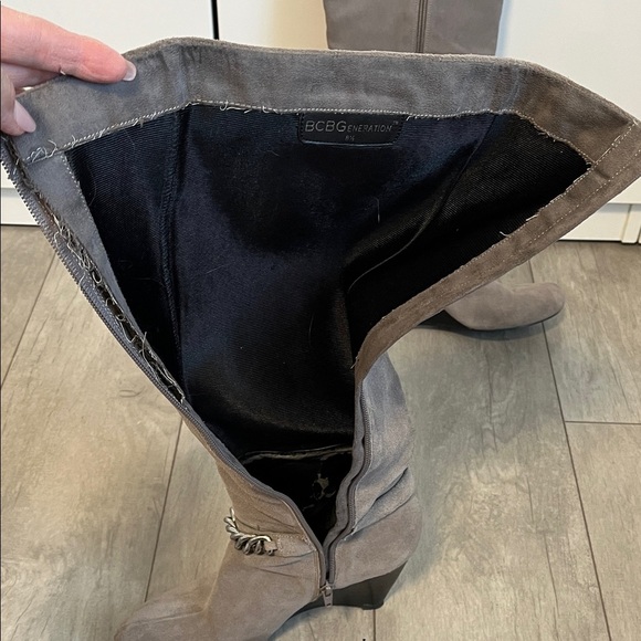 BCBGeneration Merryl Grey Taupe Knee High Suede Wedge Boots, Size 8.5 - Picture 9 of 11